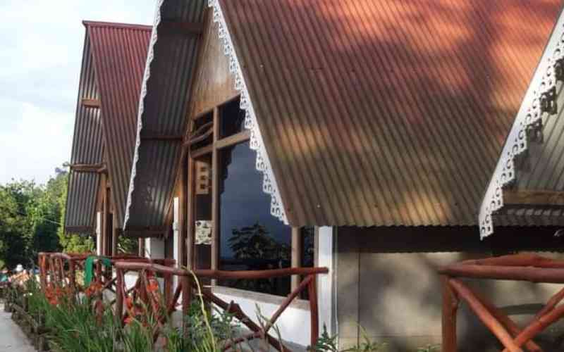 Tree House Homestay - Sittong