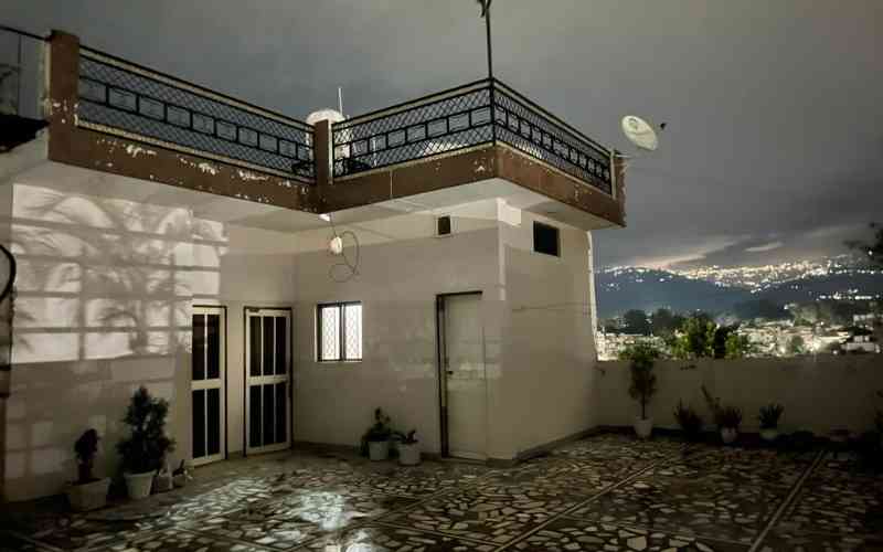 Duggal Homestay - Dehradun