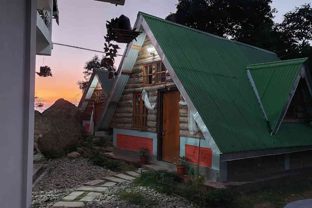 Chomolungma Homestay