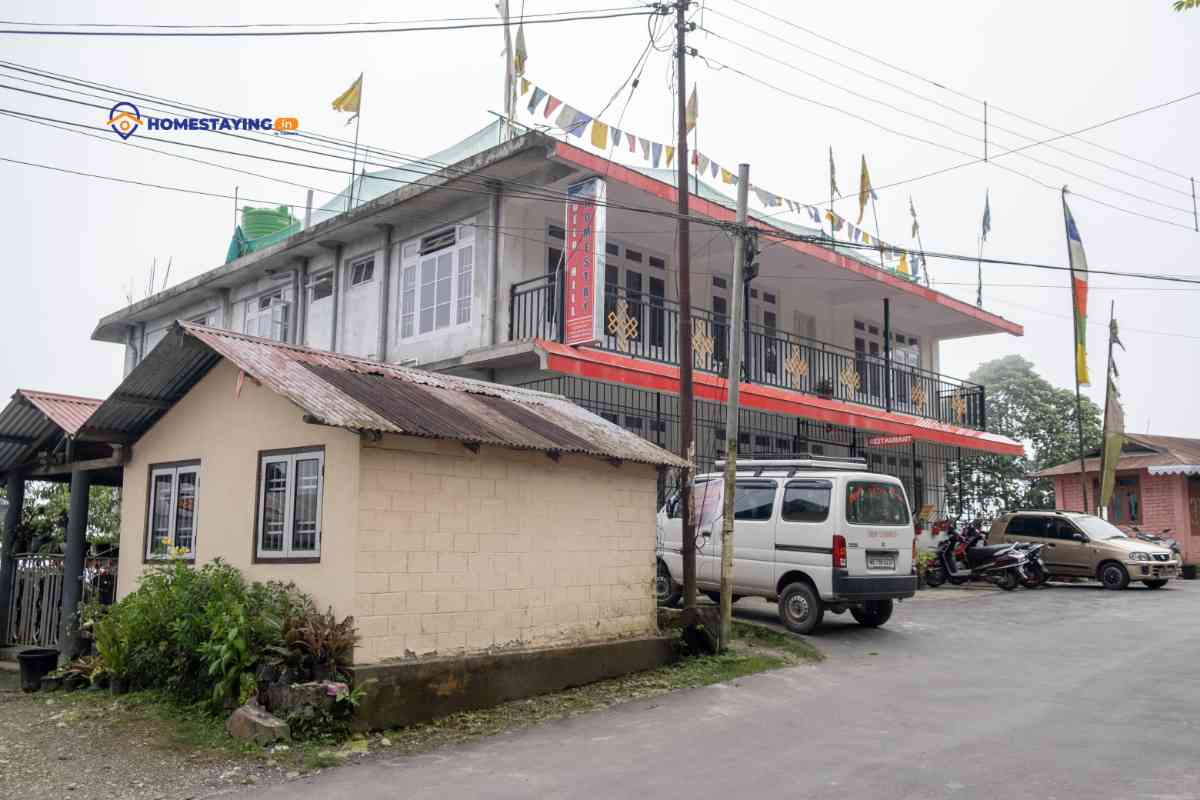 Delo Hill Homestay