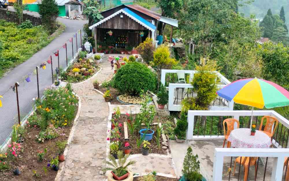 Rajeshwari Homestay - Soureni (Mirik)