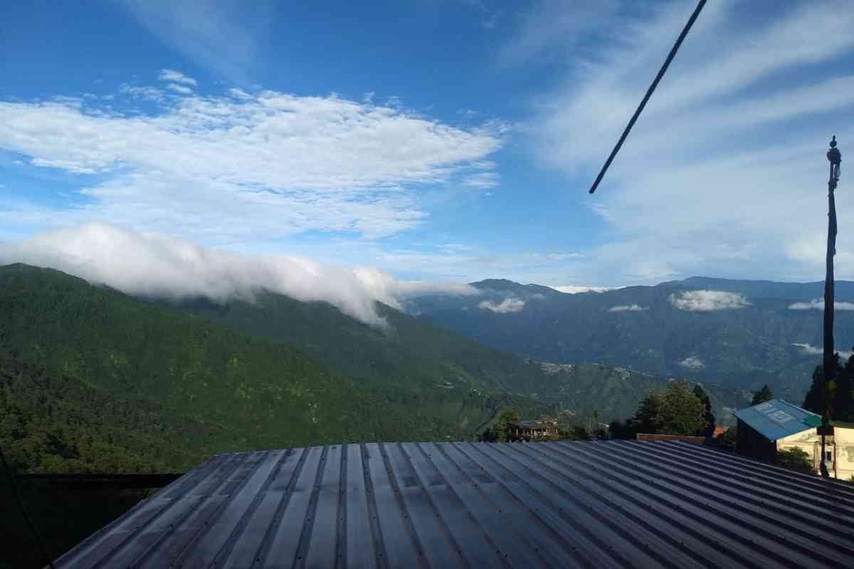 Bas-kutir Homestay - Darjeeling