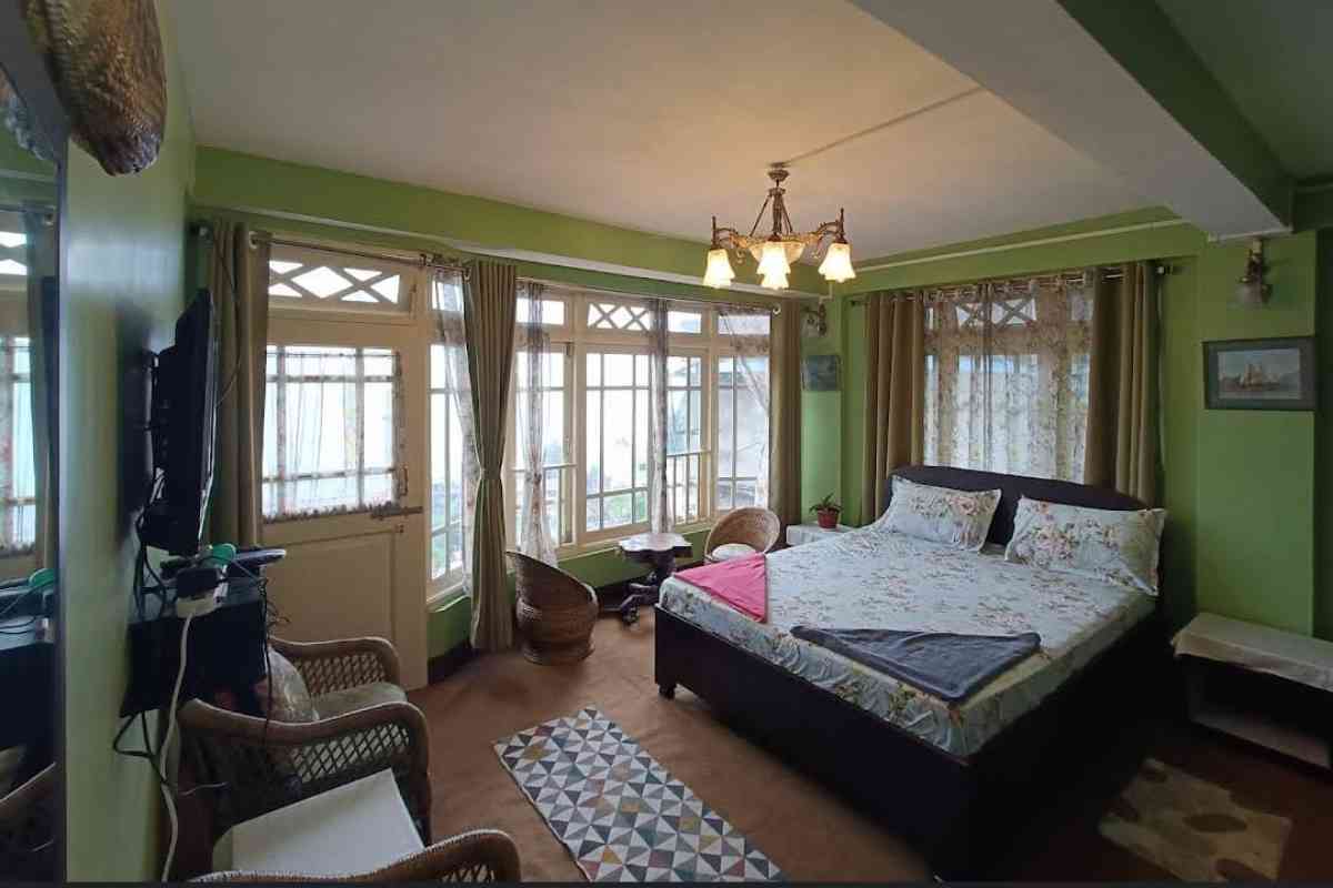 Bas-kutir Homestay - Darjeeling