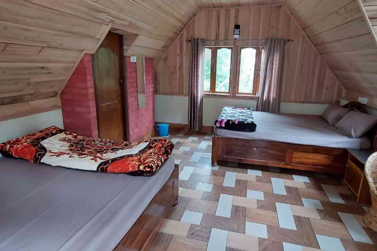 Chomolungma Homestay