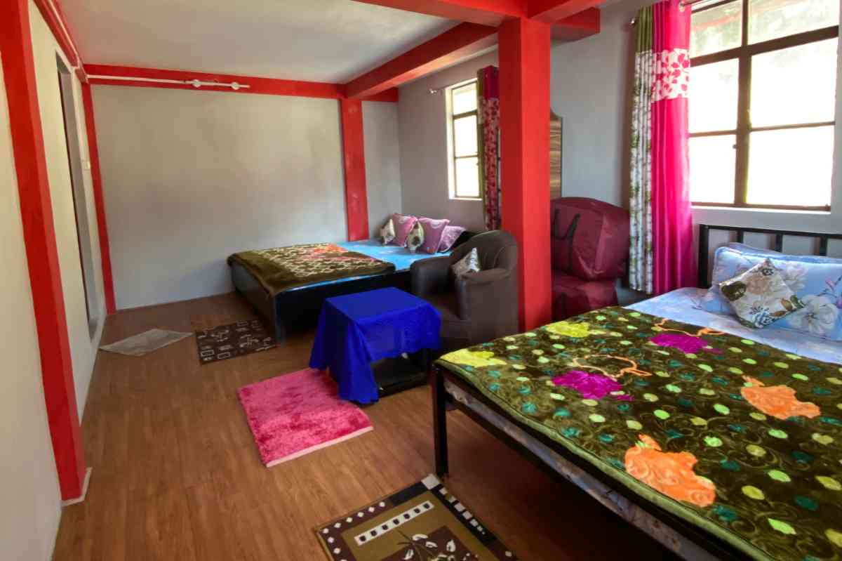 Yanki Homestay - Poobong