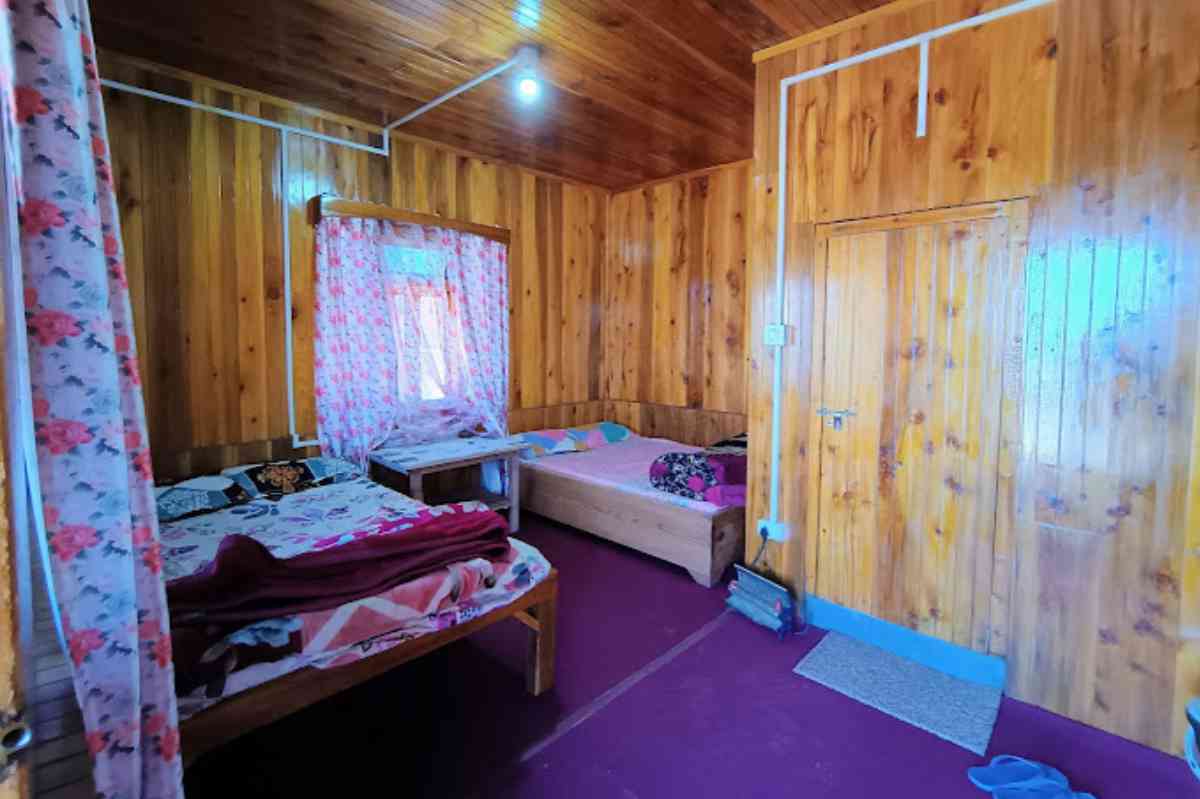 Akriti Homestay