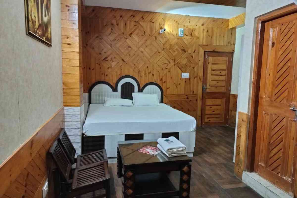 Vasu Mansion Homestay Sarahan - Shimla