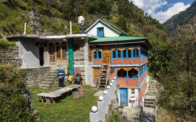 Tirthan Riverview Homestay - Kullu