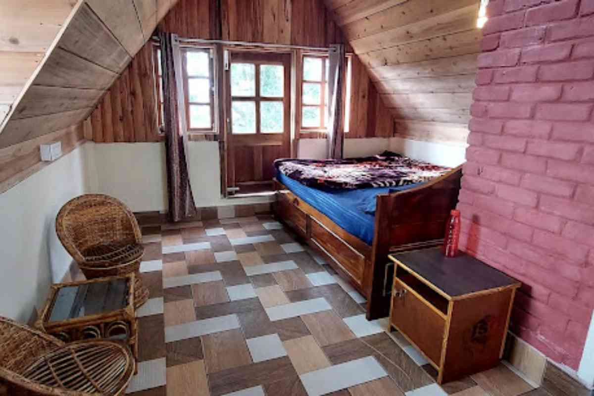 Chomolungma Homestay