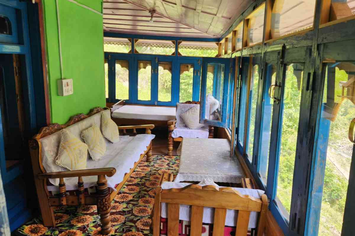 Tirthan Riverview Homestay - Kullu