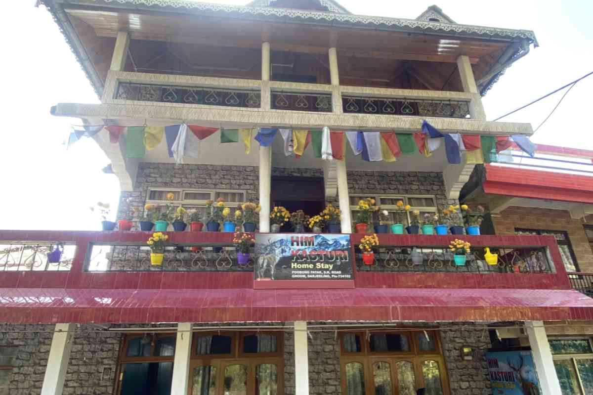 Him Kasturi Homestay - Poobong (Darjeeling)